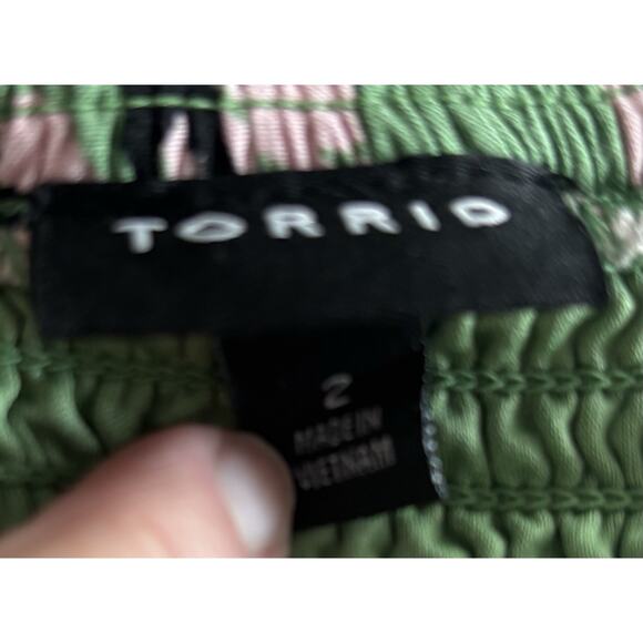 Torrid Sz 3 Plus Size Midi Dress Smocked Bodice Green Pink Flowers Cottagecore - Picture 7 of 8